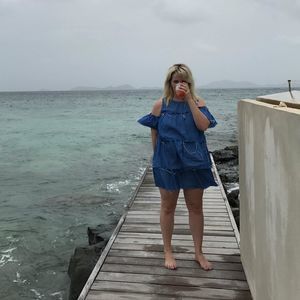 Meet your Posher, Christy